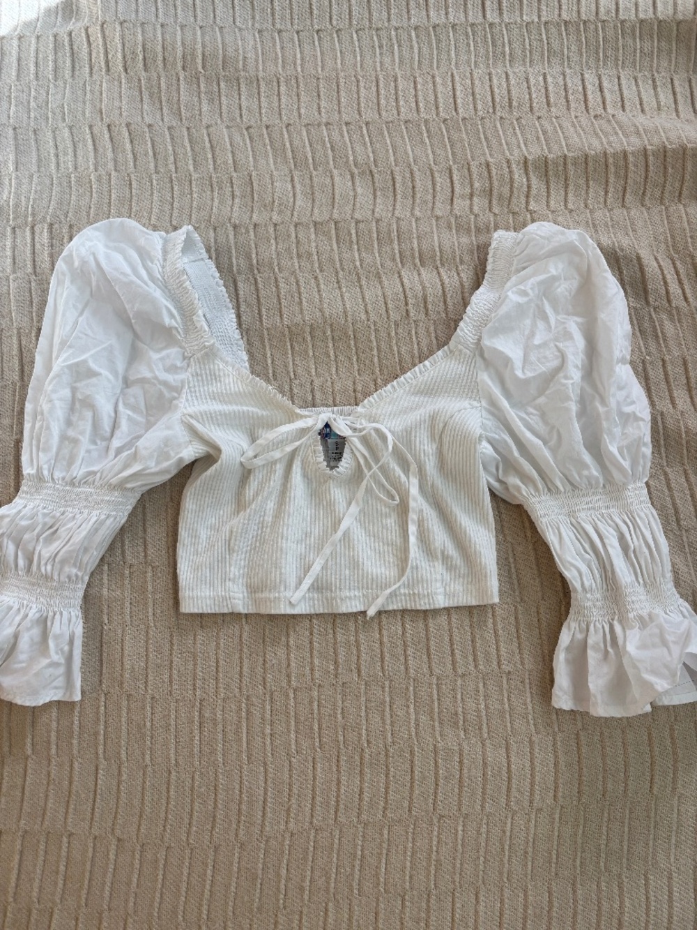 Urban Outfitters White Puff Sleeve Crop Top
